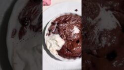 10 minutes, 24g Protein Air Fryer Brownie ✨🤎 A low calorie, sugar free, macro friendly and overall