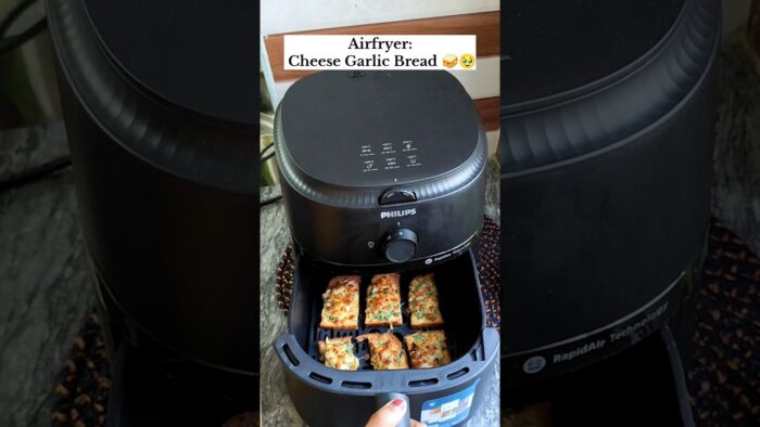 Cheese Garlic Bread Recipe🥹🥪 | Air Fryer Series episode-1 | #airfryer #philipsairfryer