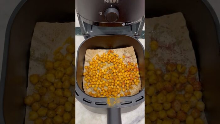 Crispy chickpeas in air fryer #airfryer #ytstudioes #food #recipe #recipe #foodie