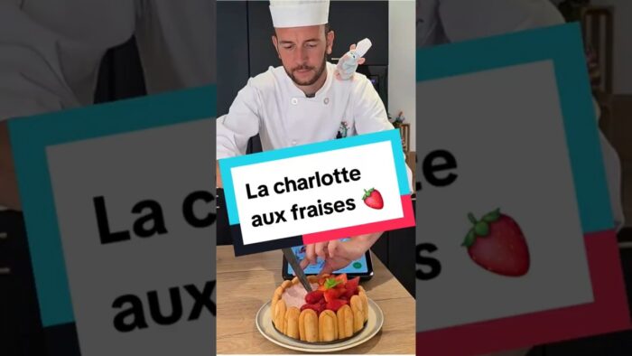 La Charlotte aux fraises 🍓  réalisée au Thermomix TM7