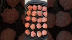 Thermomix TM7: Meatballs Tomato Sauce #food #cooking #meatballs #thermomix #cookingexperience