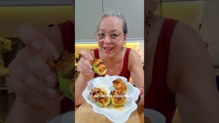 barquinha de abobrinha recheada na Airfryer! Uma delícia 😋