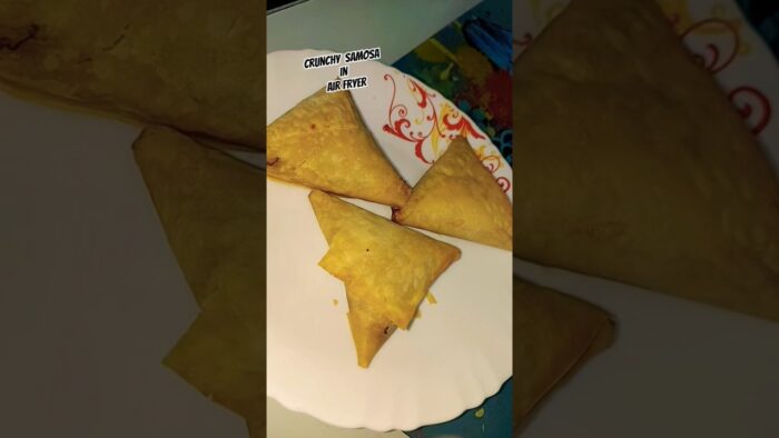 crunchy samosa in Air fryer #cooking #recipe #youtubeshorts #indiansnacks #maa