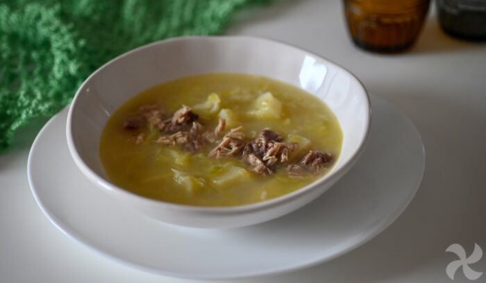 Sopa de puerro y patata