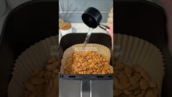 viral air fryer candied almonds recipe 😋 #shorts #almond #recipe #viralrecipe #easydessert #dessert