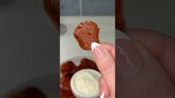 viral pepperoni chips recipe 🍕 #shorts #recipe #pepperoni #easysnacks #snacks #airfryer #food