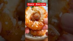 🧅🤯 2 Ingredient Cottage Cheese Onion Ring Tower #youtubeshorts #recipe #bonnecuisine #explore