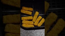 Air Fryer Frozen Fish Fingers #shorts