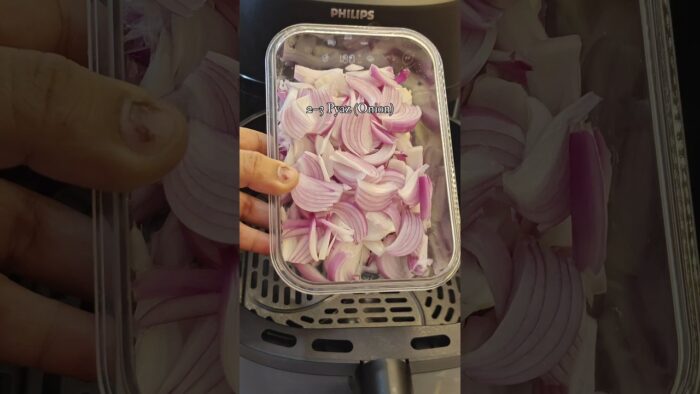 Air Fryer Me Banaye Itne Crispy Pyaz Pakode😳Believe Nahi Hoga 😍🔥Deep Fry Bhool Jao #shorts #recipe