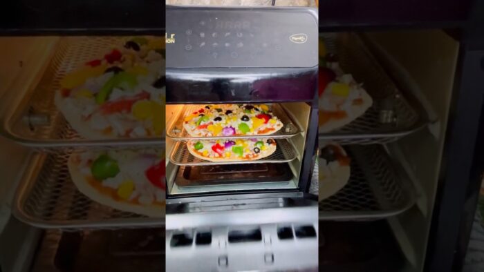 Air Fryer Pizza Recipe 😋 #shorts #pizzarecipe #tuna #viralvideo