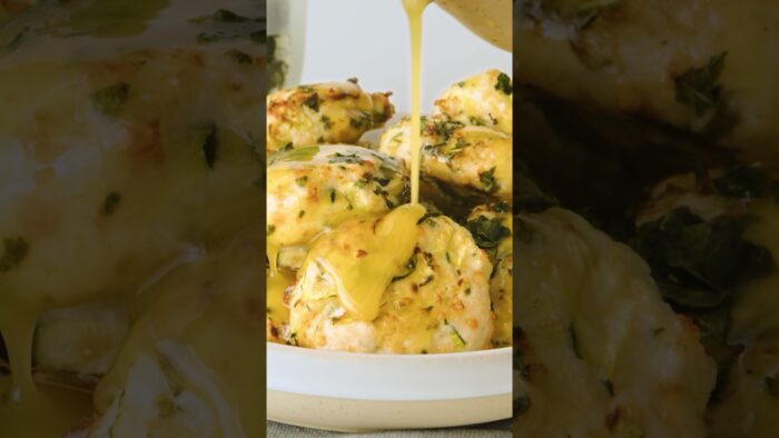 Albóndigas de pollo con ajo y hierbas en freidora de aire