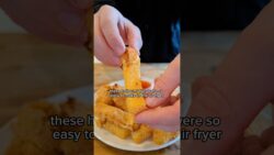 EASY, AIR FRYER HALLOUMI FRIES 🍟 #recipe #cooking #easyrecipe #healthy #snacks