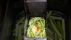Kurkuri Bhindi | Easy Airfryer Recipes #shorts #airfryer #kurkuribhindi