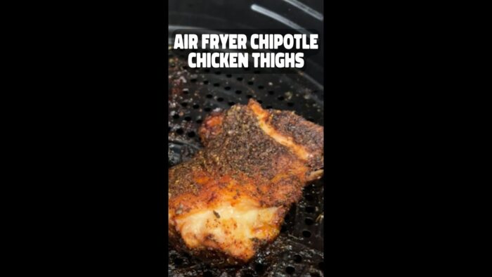 Muslos de pollo chipotle fáciles de preparar en freidora de aire | Una cena llena de sabor