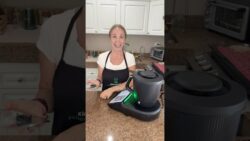 Pelando ajos en la Thermomix TM7 con el cubrecuchillas pelador.  #thermomix #thermoniquex