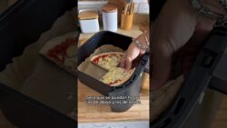 Pizza 🍕 mediana freidora de aire #flypシ #pizza #airfyer
