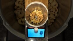 Raw Cashew Butter 💫 #thermomix #tm7 #cashewbutter #veganrecipes #thermomixconsultant