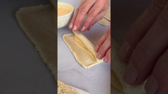Rollitos de torrija lemon pie en freidora de aire | Postre fácil de Nestlé Cocina con La Lechera