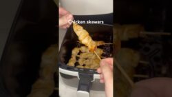 The BEST Air Fryer Chicken Skewers 🤤🔥 #shorts #recipe #foodie