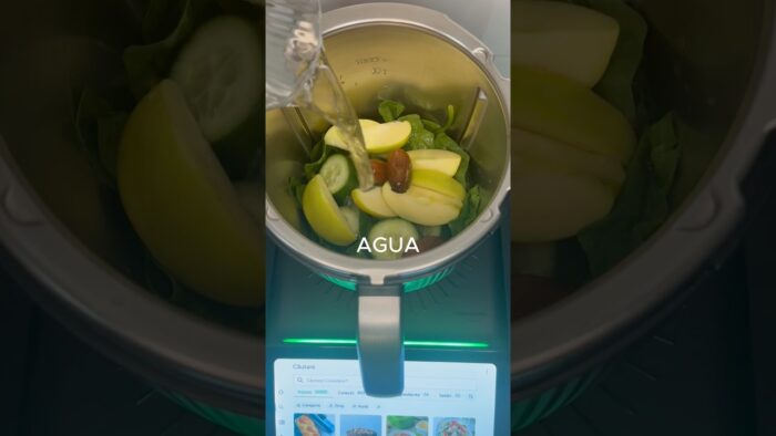 Un vaso lleno de frescura 🥒#termomixtm7#frescura#saludable#shorts#casa#mallorca