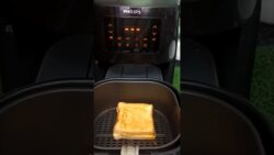 instant jam toast fry in airfryer😋#viral #food #ytstudioes #shortvideo #recipe #trending #reelit