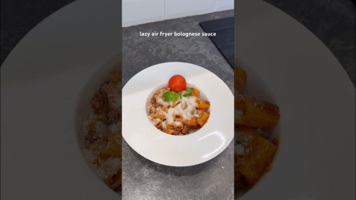 lazy air fryer bolognese pasta 🍝 the easiest pasta dinner recipe #shorts #pasta #easyrecipe