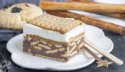 Tarta de galletas, chocolate, nata y queso