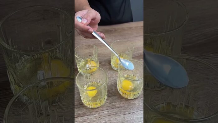 ¡Añadí huevo en el vaso y lo metí en la freidora de aire, el resultado es increíble! #shots #receta