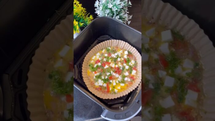 Air Fryer Omlet 😍 #food #foodie #foodblogger #cooking #recipe #air #omlet #trending #viral #shorts