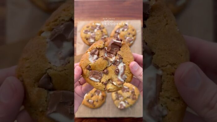 Airfryer Kinder cookies🤤 #airfryer #cookies #kindercookies #recipe #shorts #viral #explorepage