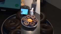 Dis-moi en commentaire s’il t’arrive de faire des petits gâteaux avec la coque en ch ...