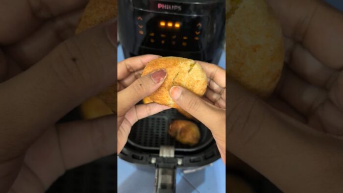 Viral Guilt-Free Bread Rolls (Air Fryer Hack! 😱) Airfryer Snacks🫣😋#shorts #shortsfeed #viral #food