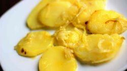Patatas panaderas Airfryer: cómo hacer unas patatas crujientes y doradas por fuera