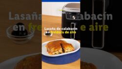 Cena FÁCIL y rápida: ¡Lasaña de calabacín en FREIDORA DE AIRE! 🥒🤤 #shorts