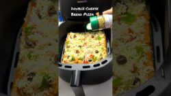 Double Cheese Bread Pizza in Airfryer #Bread Pizza Recipe #Shorts#yt shorts#quick & Easy Pi ...