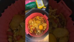 Easy Hostel Air Fryer Recipe | Potato Egg Breakfast in 15 Minutes!