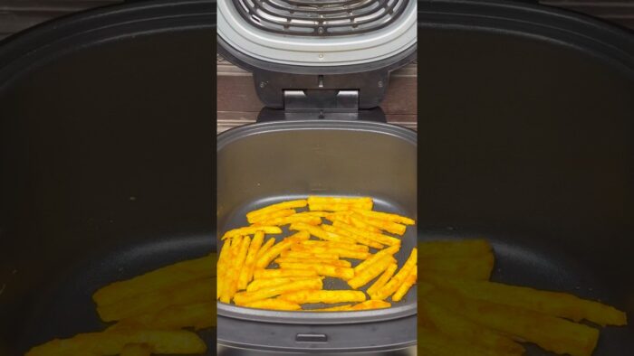 French Fries in Airfryer / Philips OneChef Airfryer 2026 #trendingshorts #food #viral #shorts #yt