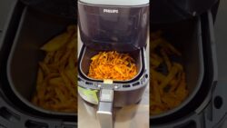 Homemade Air Fryer French Fries Recipe| How to make potato fry in Air Fryer|#shorts #youtubeshorts