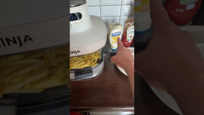 Ninja crispi hot air fryer. Fries & meatballs