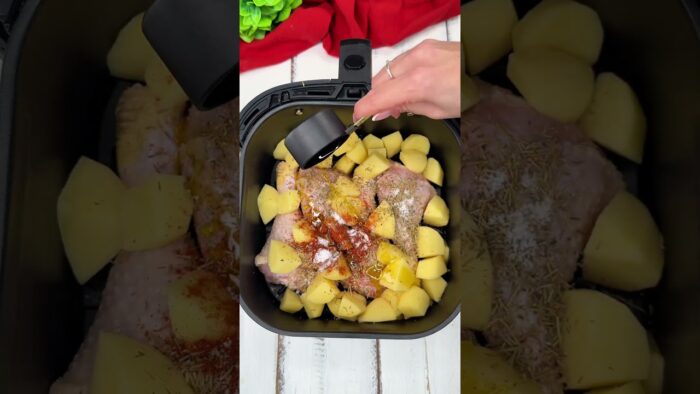POLLO CON PATATE IN FRIGGITRICE AD ARIA