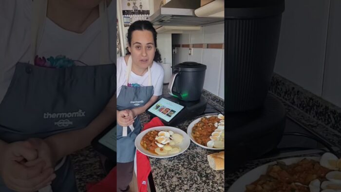 Pisto con huevos duros y patatas en thermomix #recetas #recetasfáciles