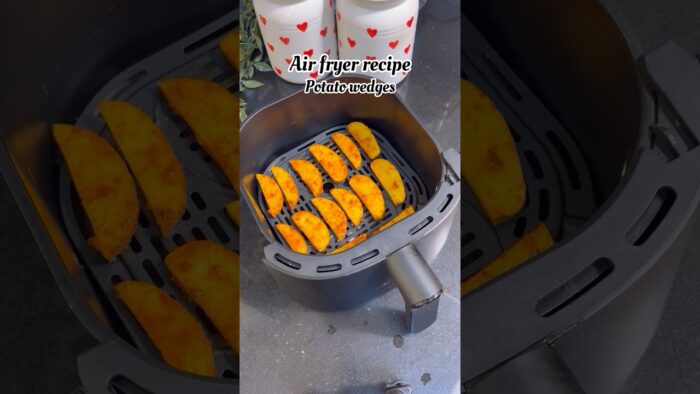 Potato wedges |Air fryer recipe #shortsfeed #airfryer #airfryerrecipes #ytshorts