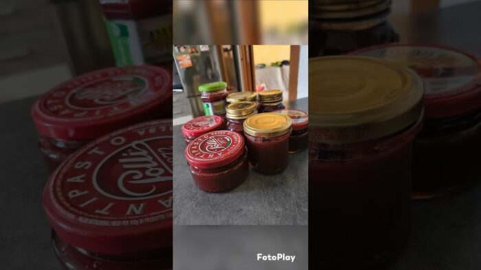 marmellata di ciliegie fatta in casa