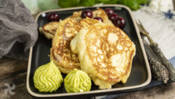 Tortitas con crema de pistacho