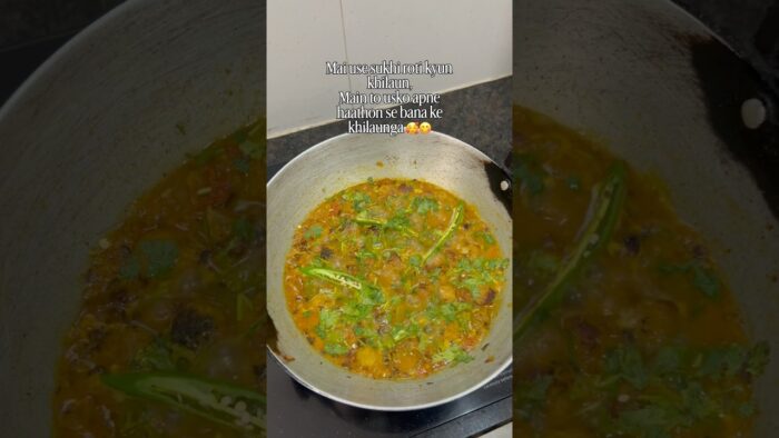 Apne haathon se chatpata khana khilaunga! #shorts #cooking #airfryerrecipes #recipe #shortsfeed