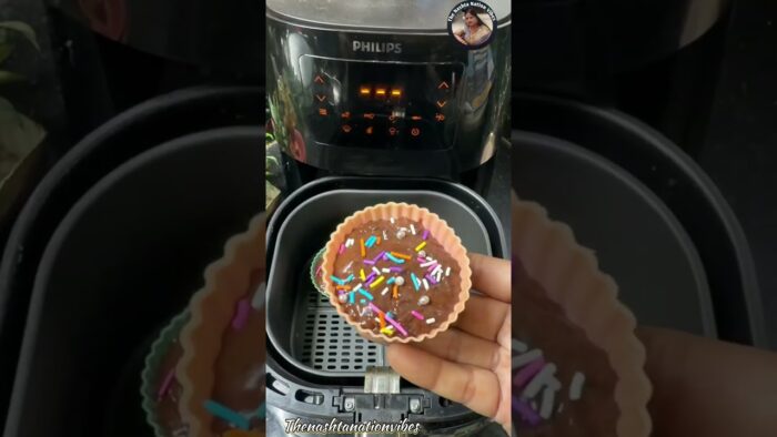 Biscuit Cup Cake Recipe in Air Fryer #youtubeshorts #trending #viral #recipe #ashortaday #ytviral