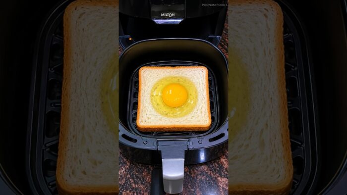 Bread Egg Toast in Air Fryer 😍 | Quick Breakfast Recipe