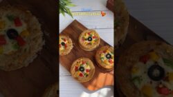 🍕 Bread Pizza Disc Recipe in Air Fryer | Easy Cheesy Pizza Snack 😋 #Shorts