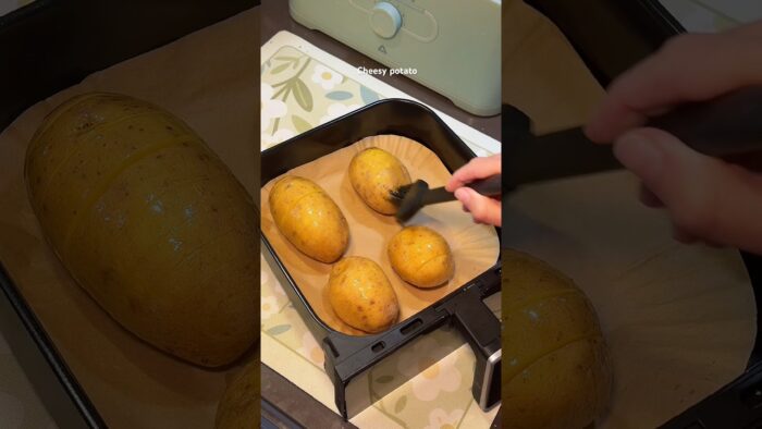 Cheesy potato #airfryer #easynutrition #easyrecipes #recipe #airfryerrecipes #asmrcooking #asmr