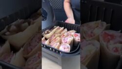 Cono en la freidora de aire con tortilla
